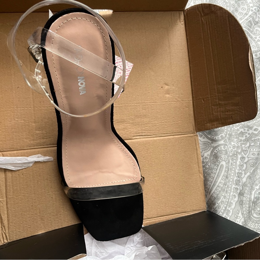 Clear (black suede  toe bed) wedge heel sandal FashionNOVA NWT( in the box) 11